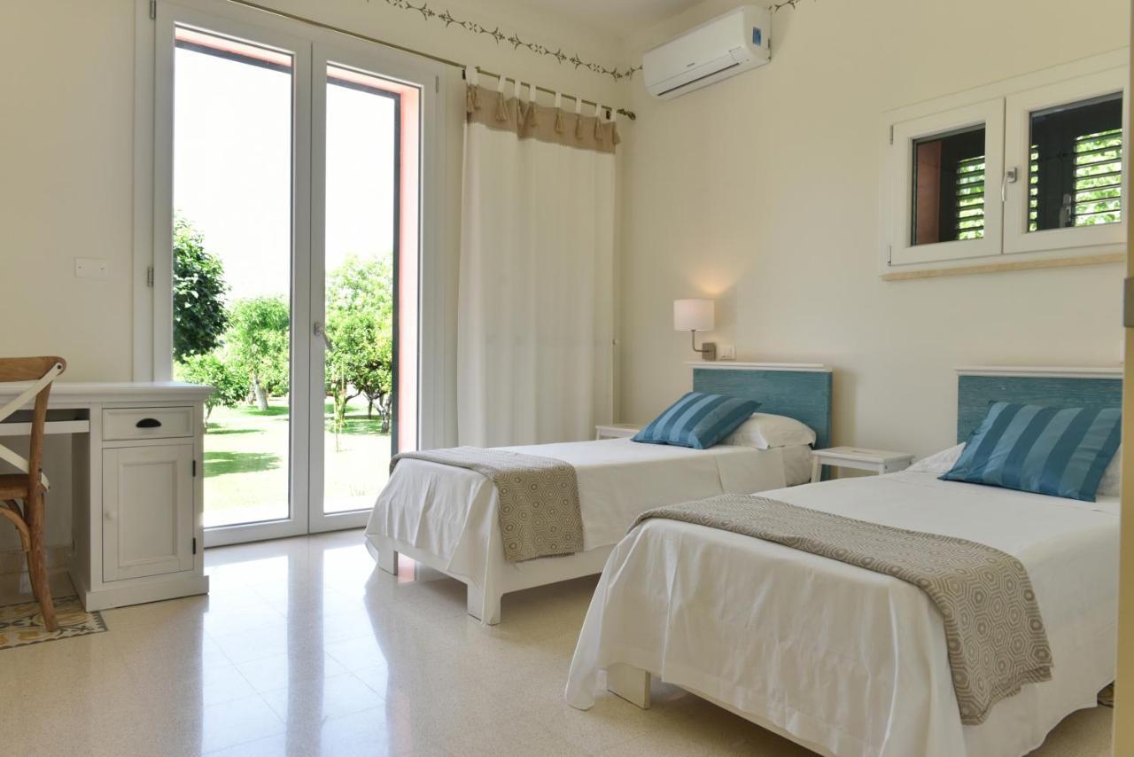 Villa Sirgole Rosa, Galatina Cutrofiano Esterno foto