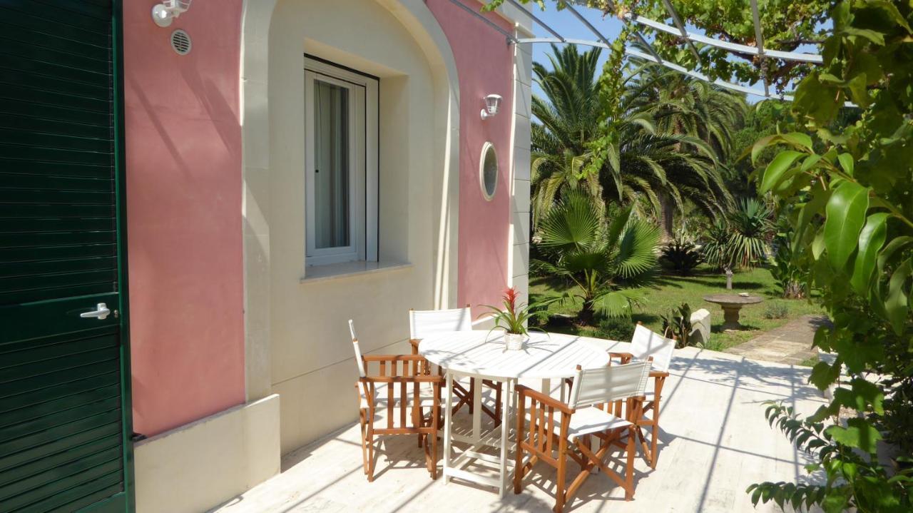 Villa Sirgole Rosa, Galatina Cutrofiano Esterno foto